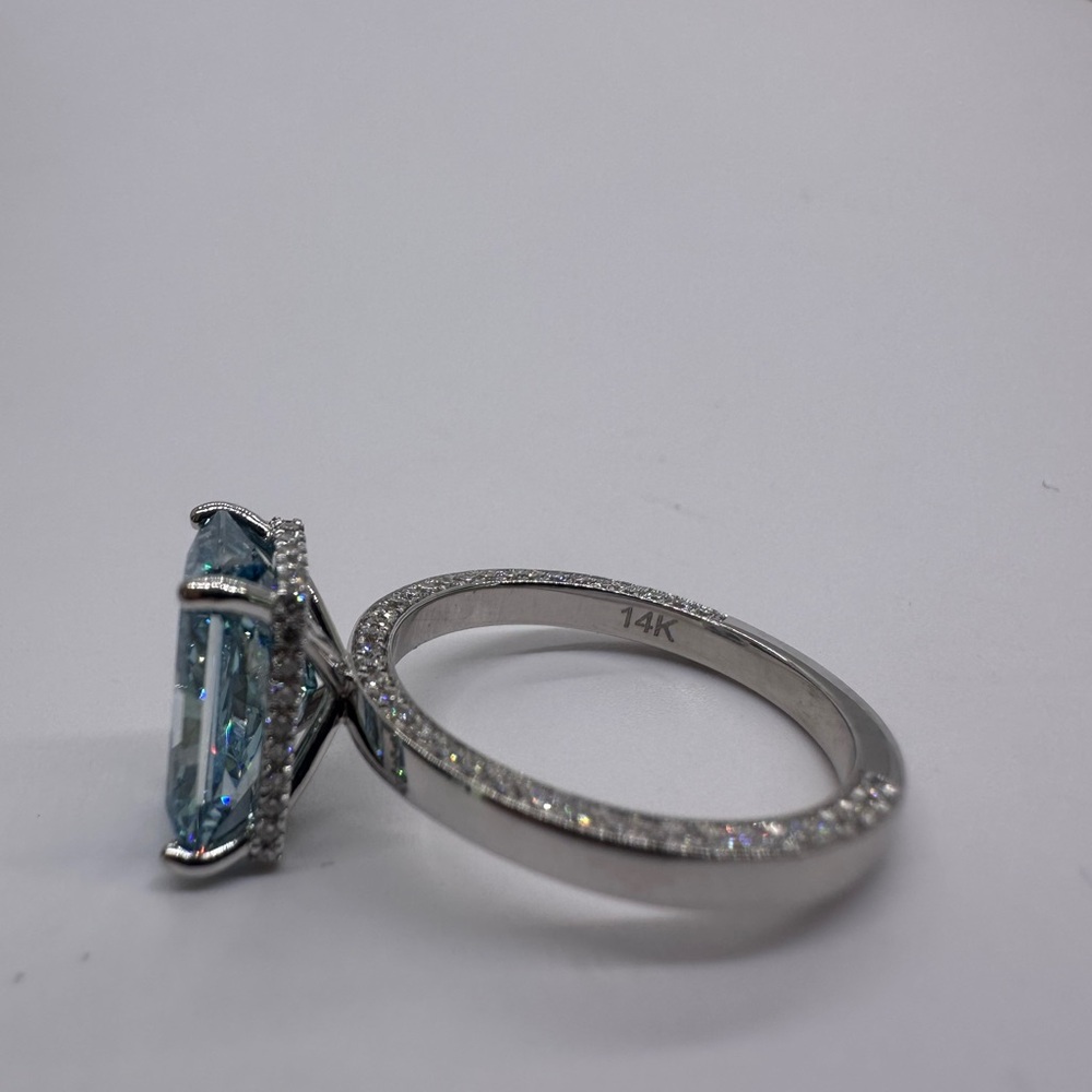 3.41 carat fancy vivid blue vvs2 radiant cut diamond engagement ring - Picture 8 of 12